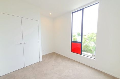 Photo of property in 1/2a Walsall Street, Avondale, Auckland, 1026