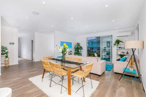 Photo of property in 42 Schoolside Road, Kumeu, 0810