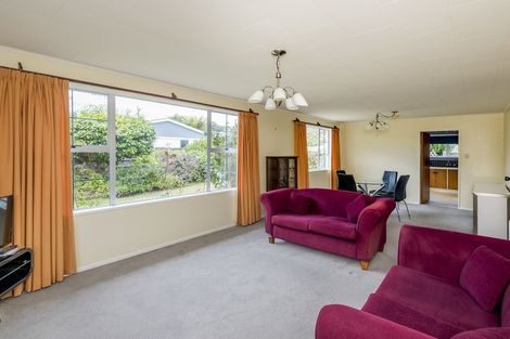 Photo of property in 14 Richmond Avenue, Waikanae, 5036