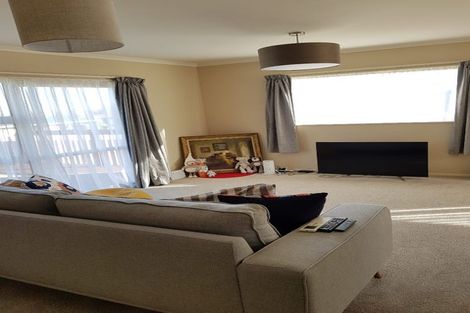 Photo of property in 25b Drake Street, Howick, Auckland, 2014