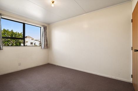 Photo of property in 10d Law Street, Caversham, Dunedin, 9012