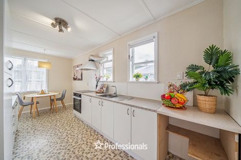 Photo of property in 10 Hughes Crescent, Taita, Lower Hutt, 5011