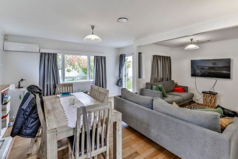 Photo of property in 45 Balmain Road, Birkenhead, Auckland, 0626