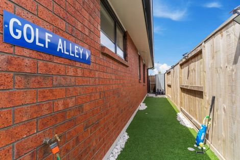 Photo of property in 14 Furlong Road, Papamoa, 3118