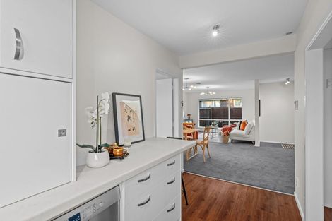 Photo of property in 2/11 Powell Crescent, Ilam, Christchurch, 8041