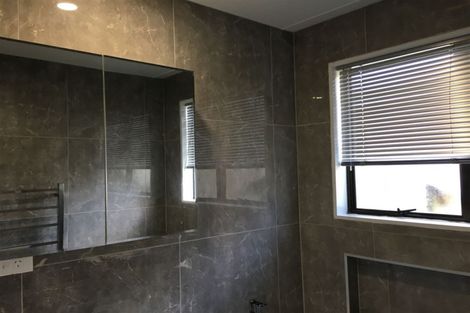 Photo of property in 33 Danube Lane, Glen Eden, Auckland, 0602