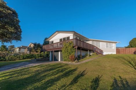 Photo of property in 8 Browning Crescent, Owhata, Rotorua, 3010