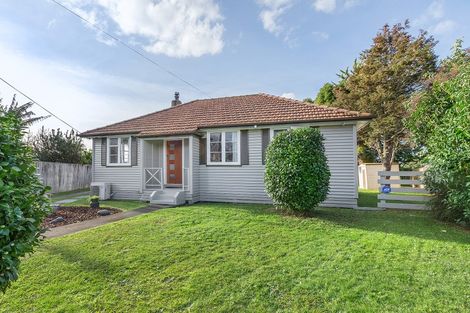 Photo of property in 8 Craig Crescent, Morrinsville, 3300