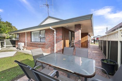 Photo of property in 6 Hammond Street, Bulls, 4818
