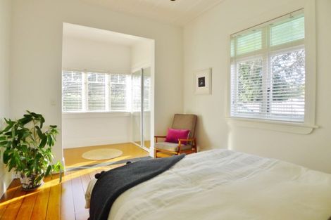 Photo of property in 29 Stafford Road, Northcote Point, Auckland, 0627