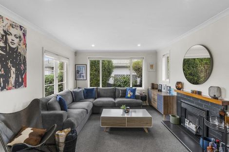 Photo of property in 18 Glencoe Street, Burnside, Christchurch, 8053