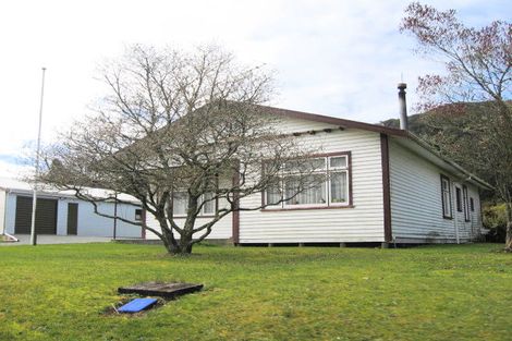 Photo of property in 61 Taylor Street, Taylorville, Greymouth, 7805