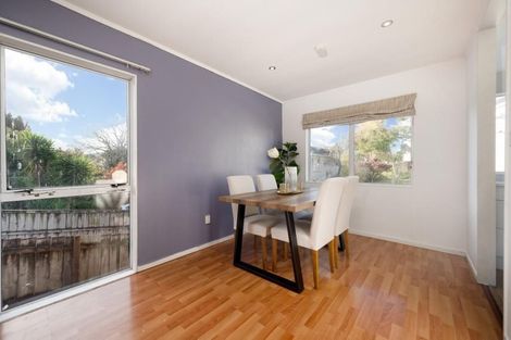Photo of property in 2/1238 New North Road, Avondale, Auckland, 1026