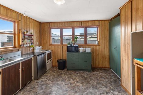 Photo of property in 68 Cloten Road, Stratford, 4332