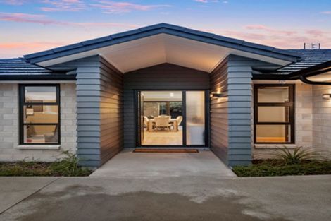 Photo of property in 59 Kahuparere Crescent, Pyes Pa, Tauranga, 3112