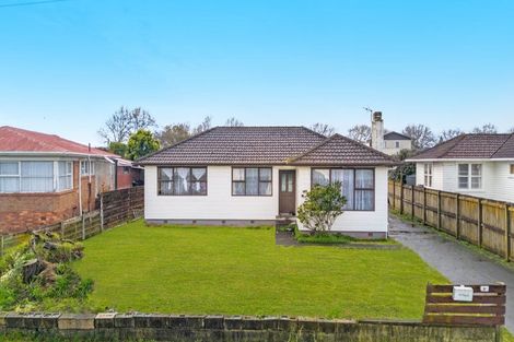 Photo of property in 9 Michelle Place, Mangere, Auckland, 2022