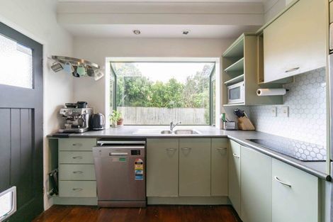 Photo of property in 48 Braid Road, St Andrews, Hamilton, 3200