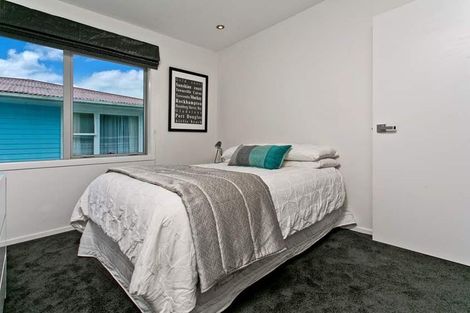 Photo of property in 49 Sylvia Road, Hillcrest, Auckland, 0627