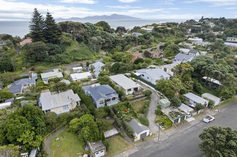 Photo of property in 11 Tilley Road, Paekakariki, 5034