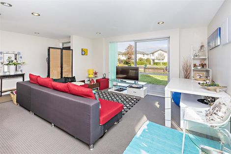 Photo of property in 153 Porchester Road, Takanini, 2112