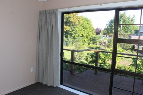 Photo of property in 6 Brough Place, St Andrews, Hamilton, 3200