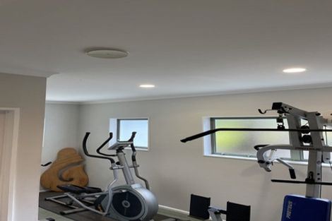 Photo of property in 255 Golf Road, Titirangi, Auckland, 0604