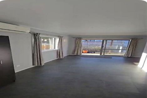 Photo of property in 28 Warwick Road, Stratford, 4332