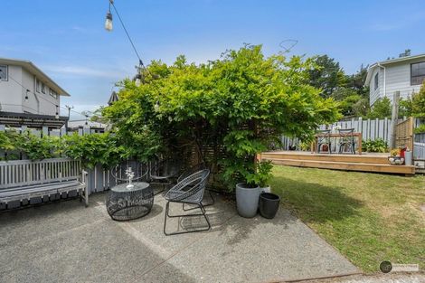 Photo of property in 208b Major Drive, Kelson, Lower Hutt, 5010