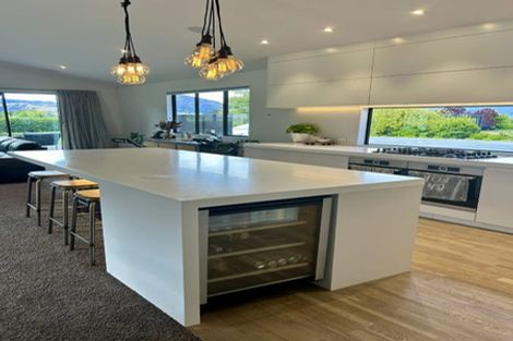 Photo of property in 5 Old Racecourse Road, Albert Town, Wanaka, 9305