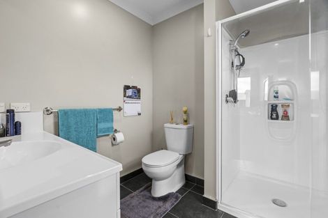 Photo of property in 198 Waikite Road, Welcome Bay, Tauranga, 3175