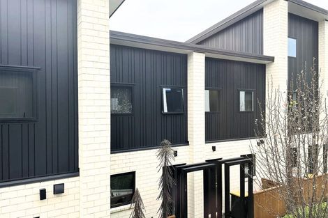 Photo of property in 2/14 Nova Place, Christchurch Central, Christchurch, 8011