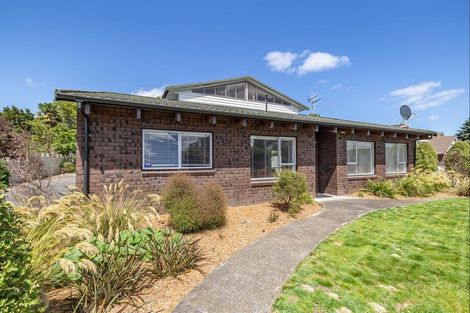 Photo of property in 66 Highbury Drive, Levin, 5510