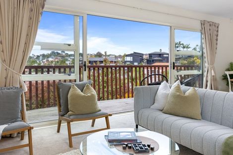 Photo of property in 145f Hobsonville Road, West Harbour, Auckland, 0618