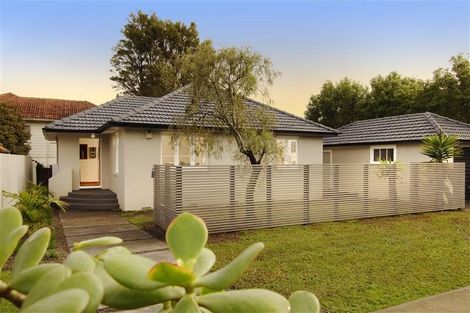 Photo of property in 51 Hart Road, Hauraki, Auckland, 0622