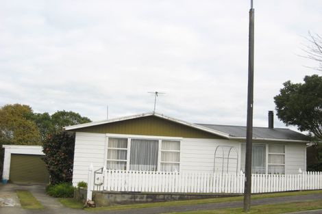 Photo of property in 40 Trelawney Crescent, Westown, New Plymouth, 4310