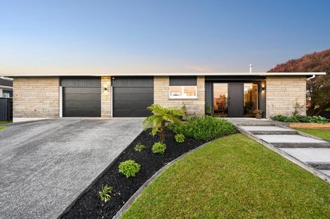 Photo of property in 11 Hillary Street, Chedworth, Hamilton, 3210