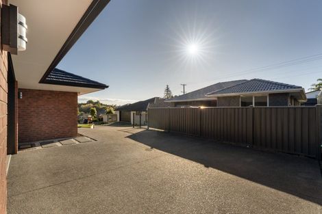 Photo of property in 8 Godwit Lane, Welcome Bay, Tauranga, 3112
