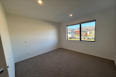 Photo of property in 116 Burdon Loop, Lake Hawea, 9382