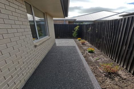 Photo of property in 6 Somerville Crescent, Aidanfield, Christchurch, 8025