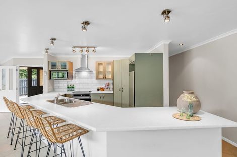 Photo of property in 107 High Street, Oxford, 7430