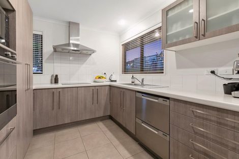 Photo of property in 92 Falcon Drive, Welcome Bay, Tauranga, 3112