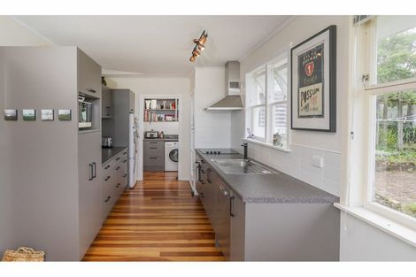 Photo of property in 204 Waikiekie Road, Thames, 3500