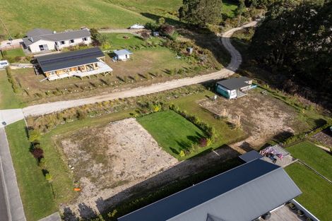 Photo of property in 44 Ruataniwha Drive, Collingwood, 7073