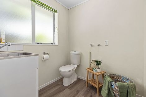 Photo of property in 1 Mervyn Place, Plimmerton, Porirua, 5026