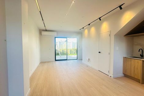 Photo of property in 14/25 Titoki Street, Te Atatu Peninsula, Auckland, 0610