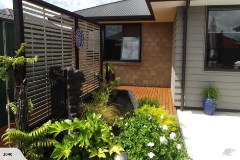 Photo of property in 16 Modello Lane, Waiuku, 2123