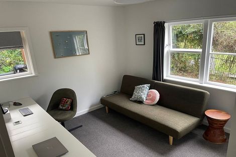 Photo of property in 138 Miromiro Road, Normandale, Lower Hutt, 5010