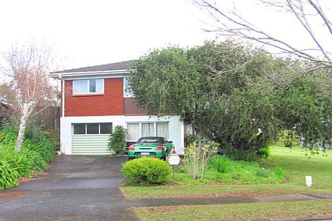 Photo of property in 1 Lilian Place, Farm Cove, Auckland, 2012