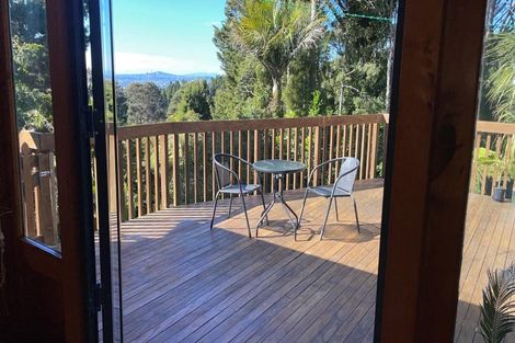 Photo of property in 9 Tawini Road, Titirangi, Auckland, 0604