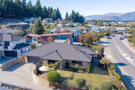 Photo of property in 45 Kings Drive, Wanaka, 9305
